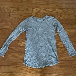 Grey lululemon long sleeve tee. Size 4